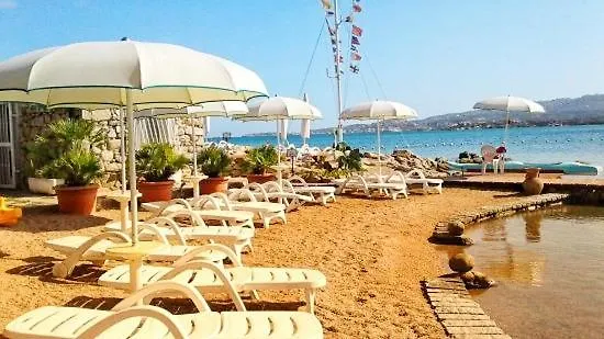 Incantevole Casa Vacanze Ginestra La Maddalena Apartment La Maddalena