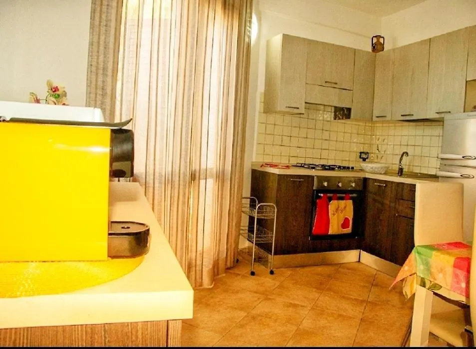 Incantevole Casa Vacanze Ginestra La Maddalena Apartment La Maddalena  Italy