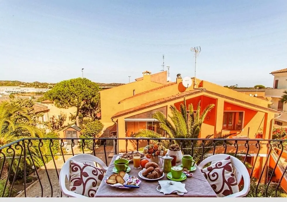 Casa Vacanze Ginestra La Maddalena Con Parcheggio Privato