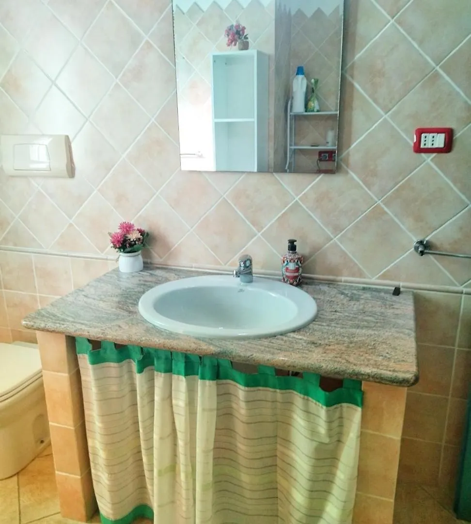 Incantevole Casa Vacanze Ginestra La Maddalena Apartment La Maddalena  Italy